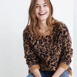 Crewneck Pullover Mohair Blend Sweater in Leopard